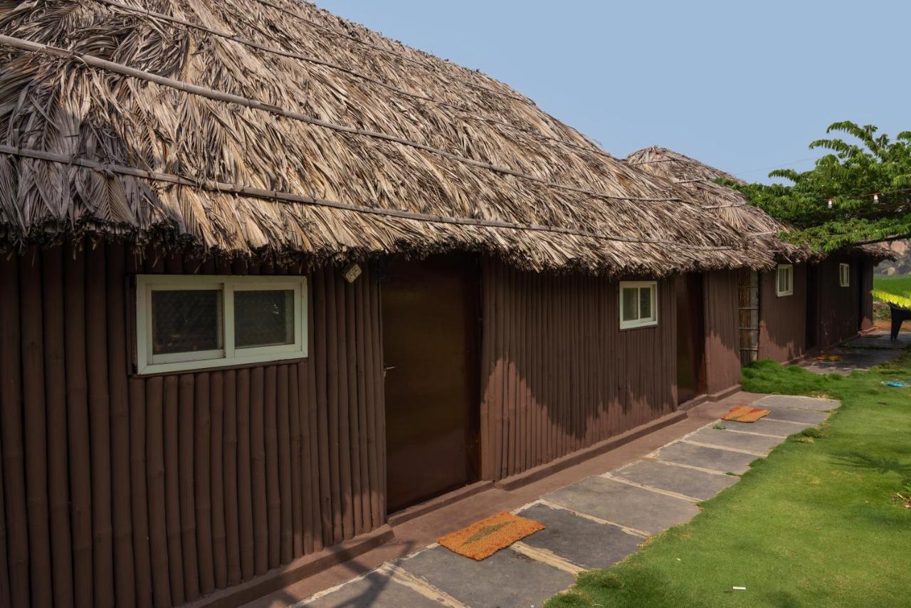 Hippie Land Hampi Hotel Eksteriør billede