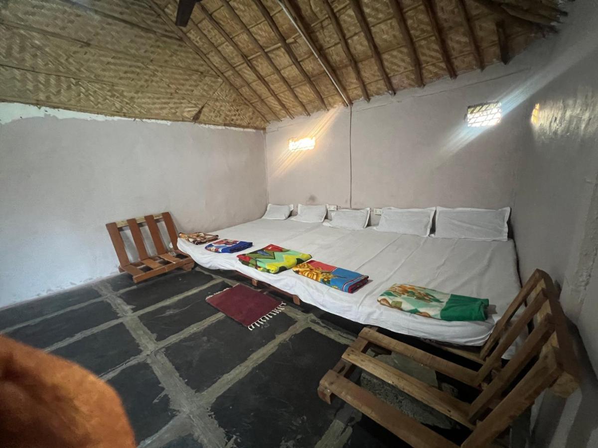 Hippie Land Hampi Hotel Eksteriør billede